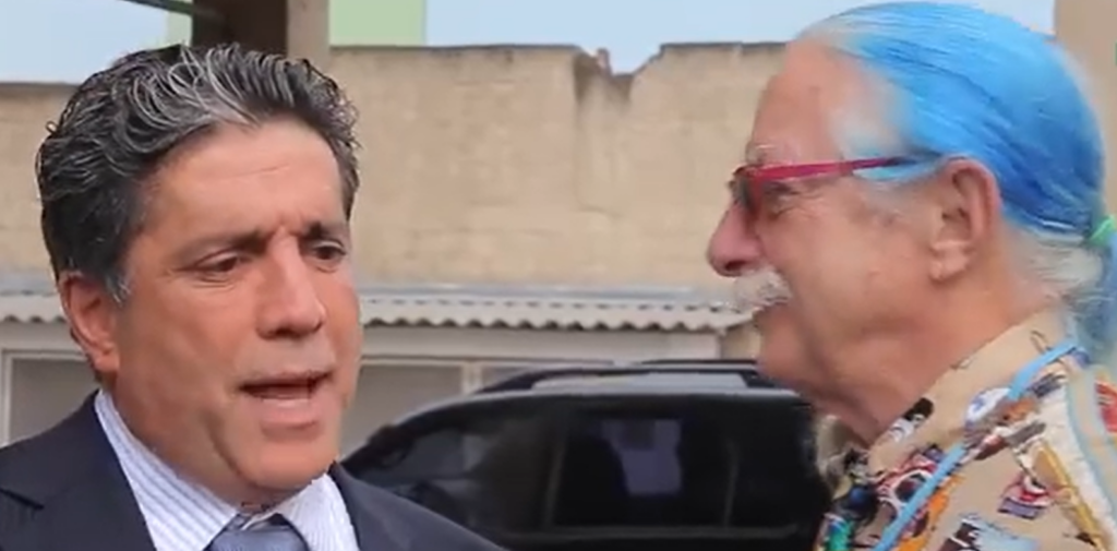 Adiel-e-Patch-Adams-2-1024x505 Patch Adams na Clínica Fares: A lição de humanidade que chegou ao Brasil